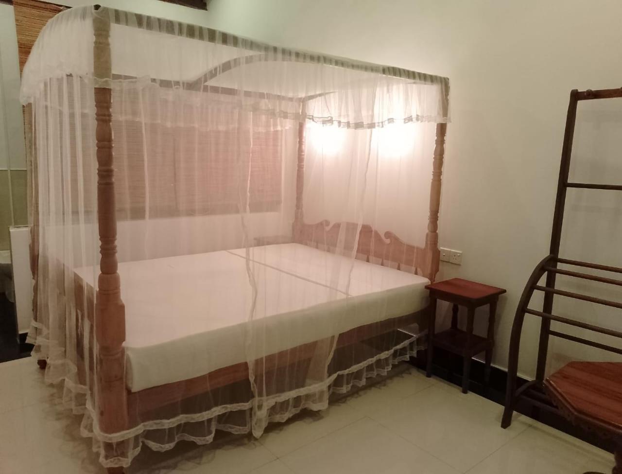 Skywalker Guest House Weligama Exterior foto